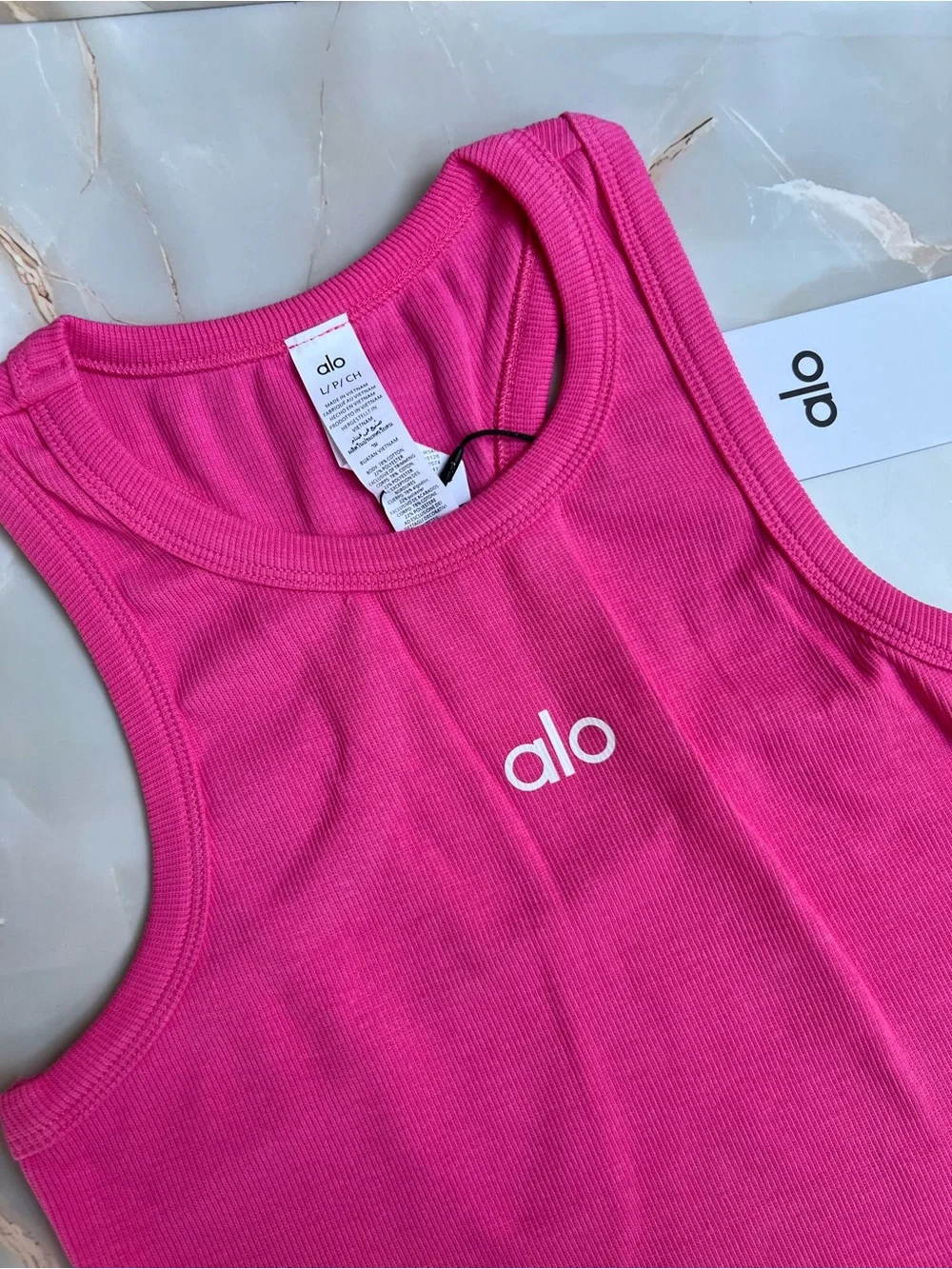 ALO Yoga Women's Bright Pink Ribbed Cropped Tank